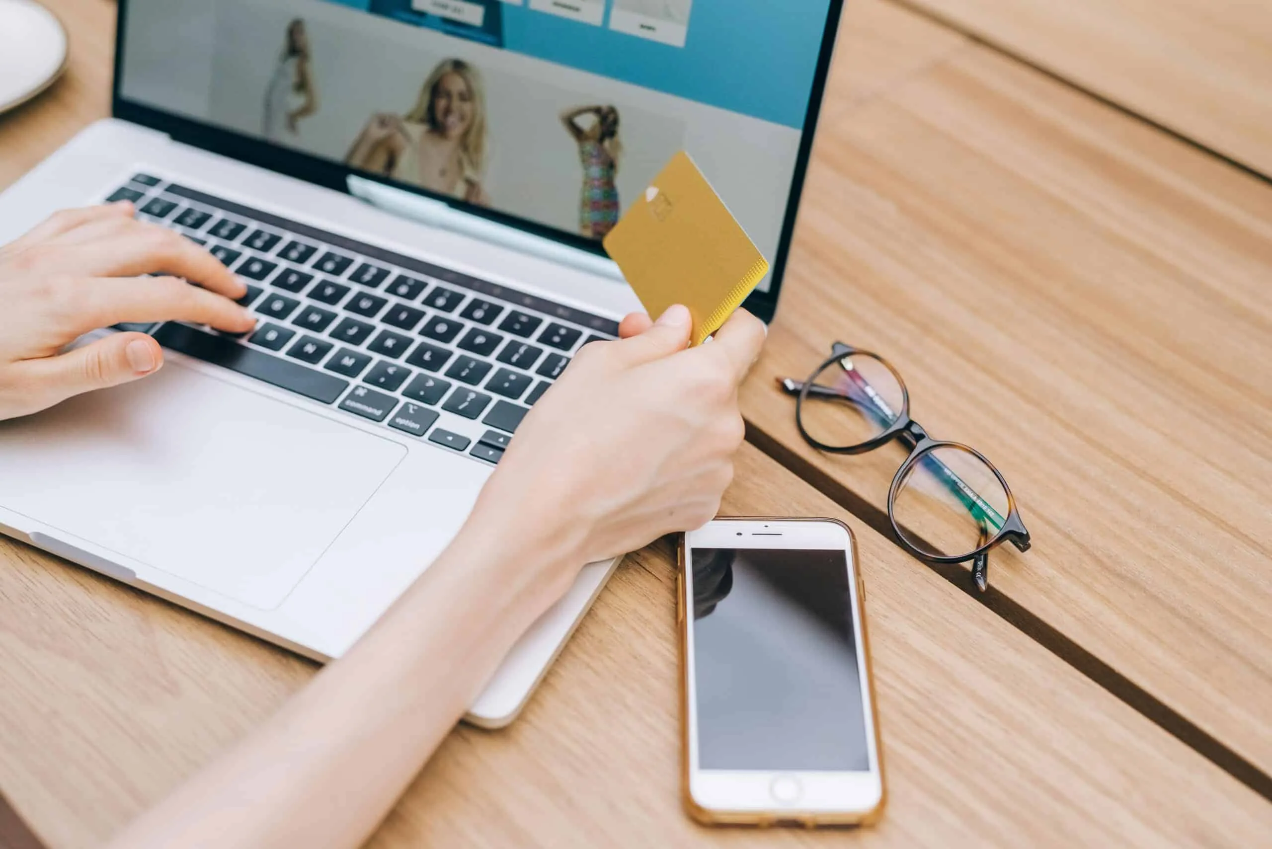 High Risk Merchant Account at Highriskpay.com